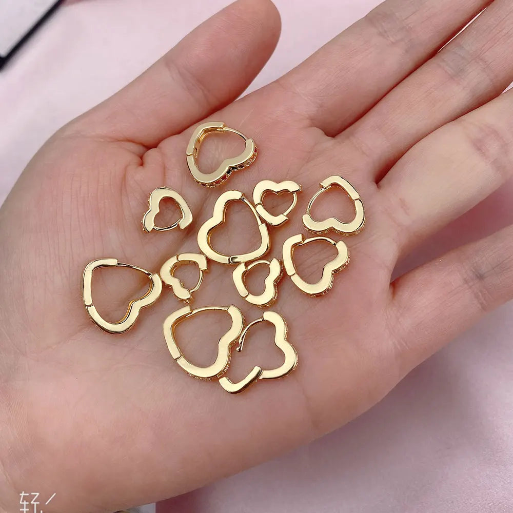 2022 Hot Sell Fashion Small Heart Crystal Hoop Earrings for Women Girls Bijoux Geometric ZirconTiny Earrings Statement Jewelry